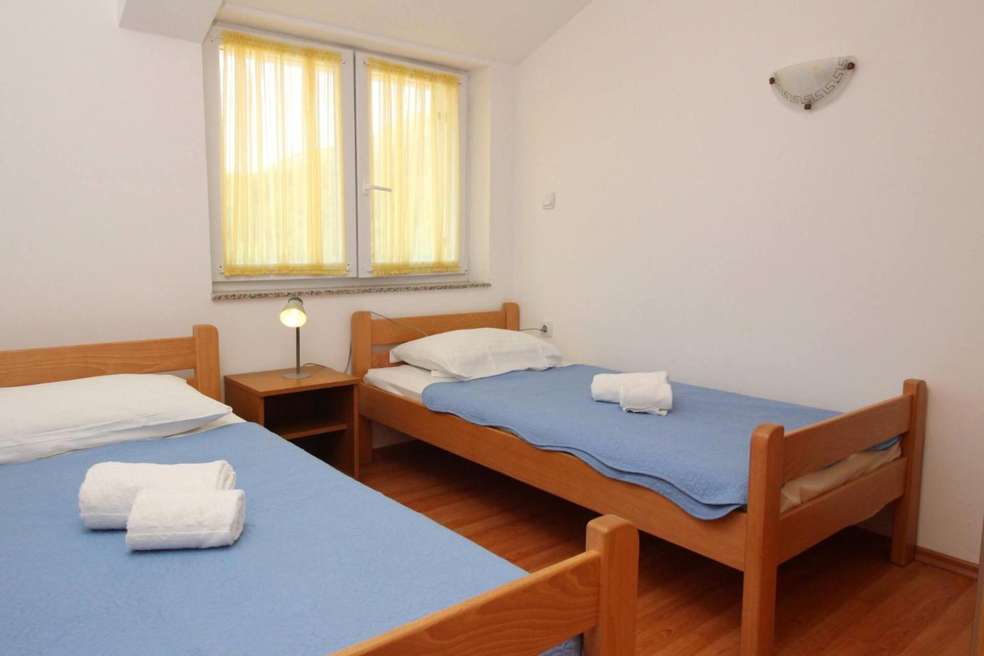 Apartments Knezevic Baska  Luaran gambar