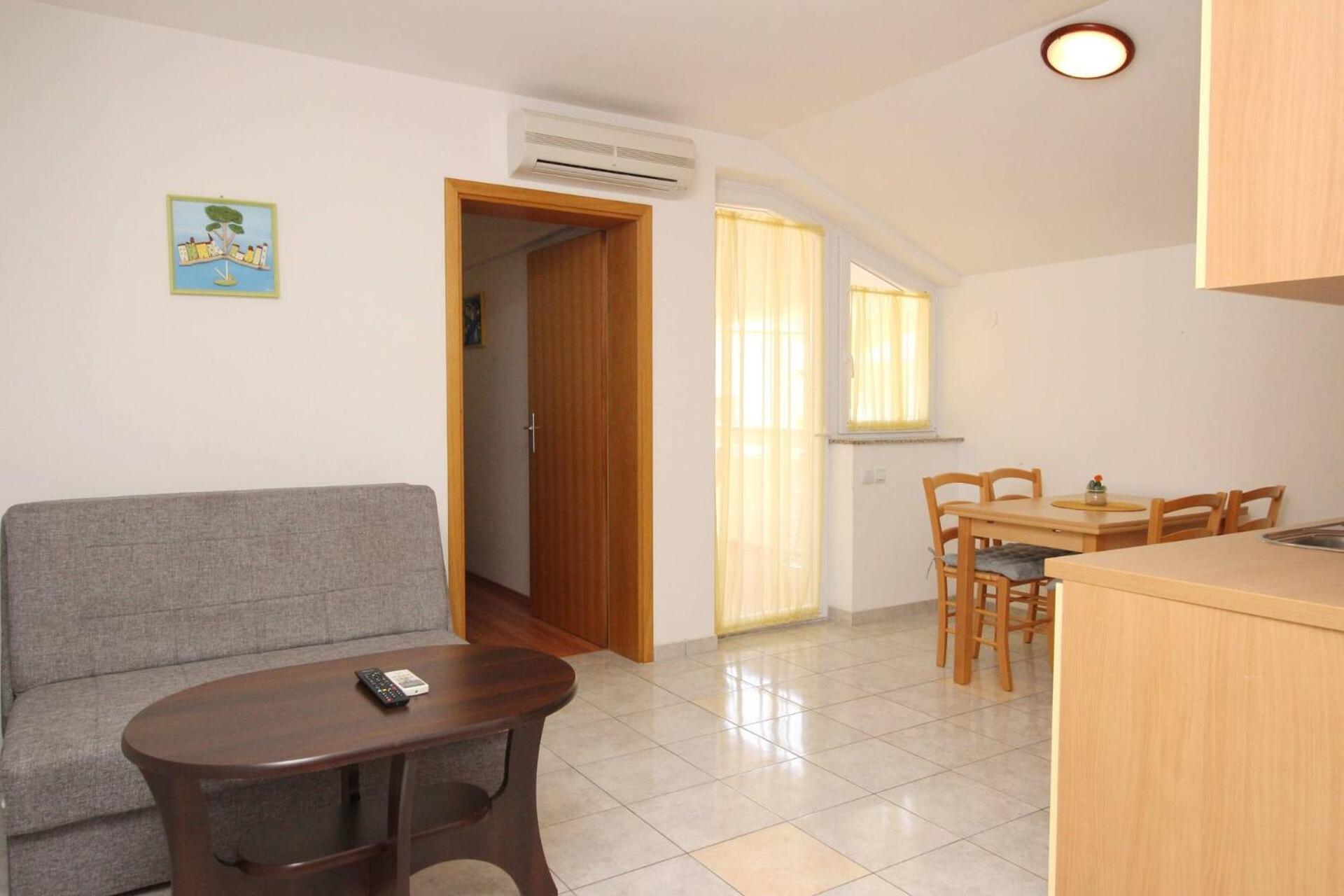 Apartments Knezevic Baska  Luaran gambar